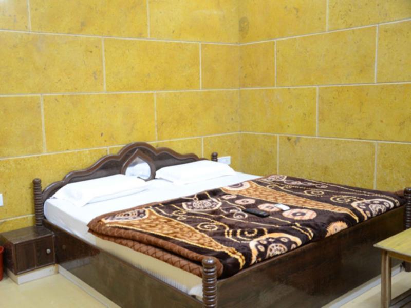 Hotel Qutub Villa Jaisalmer Bagian luar foto