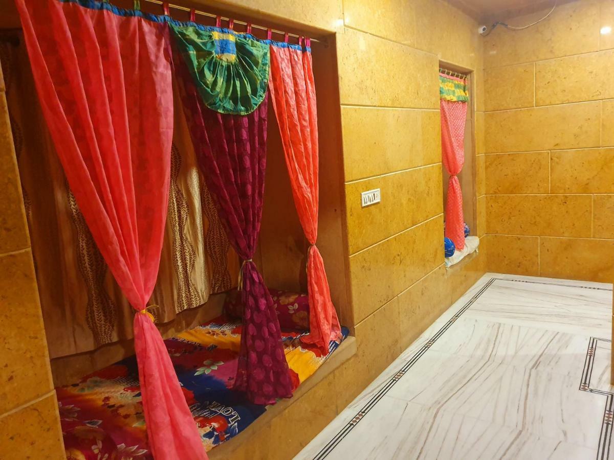 Hotel Qutub Villa Jaisalmer Bagian luar foto